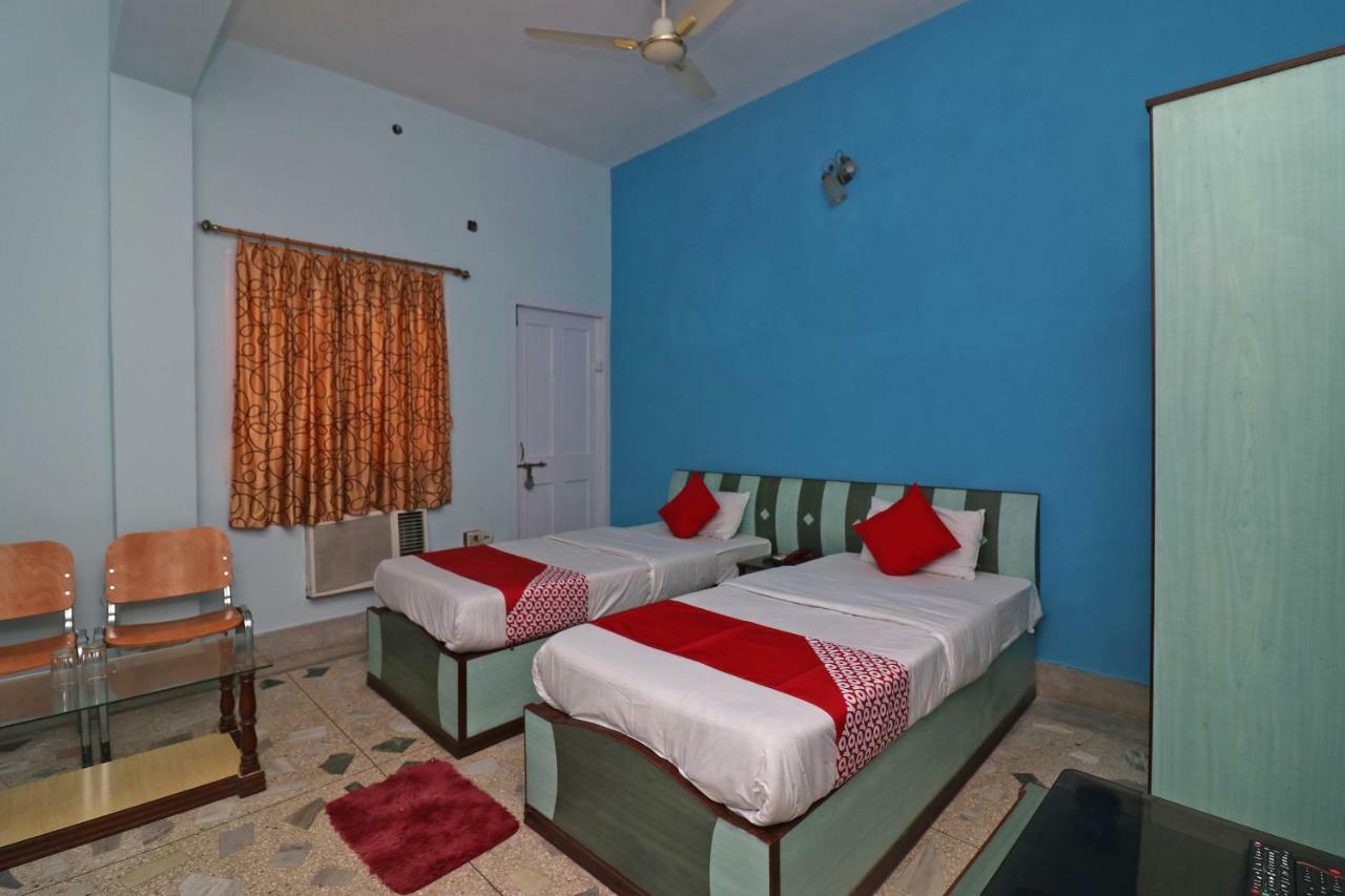 Oyo 37989 Hotel Debarshi Bānkura Eksteriør bilde