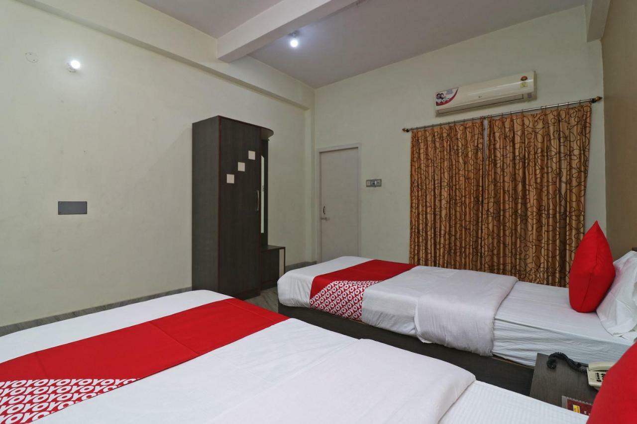 Oyo 37989 Hotel Debarshi Bānkura Eksteriør bilde