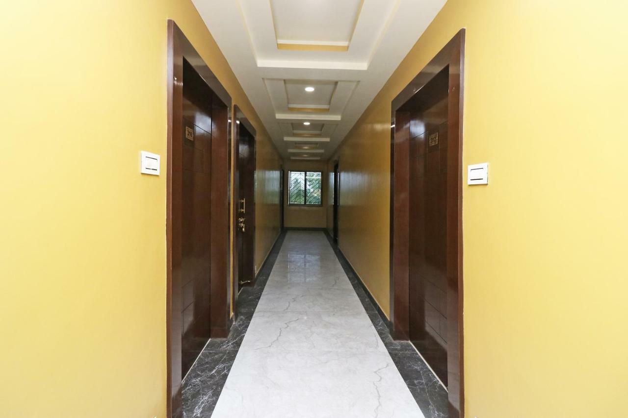 Oyo 37989 Hotel Debarshi Bānkura Eksteriør bilde